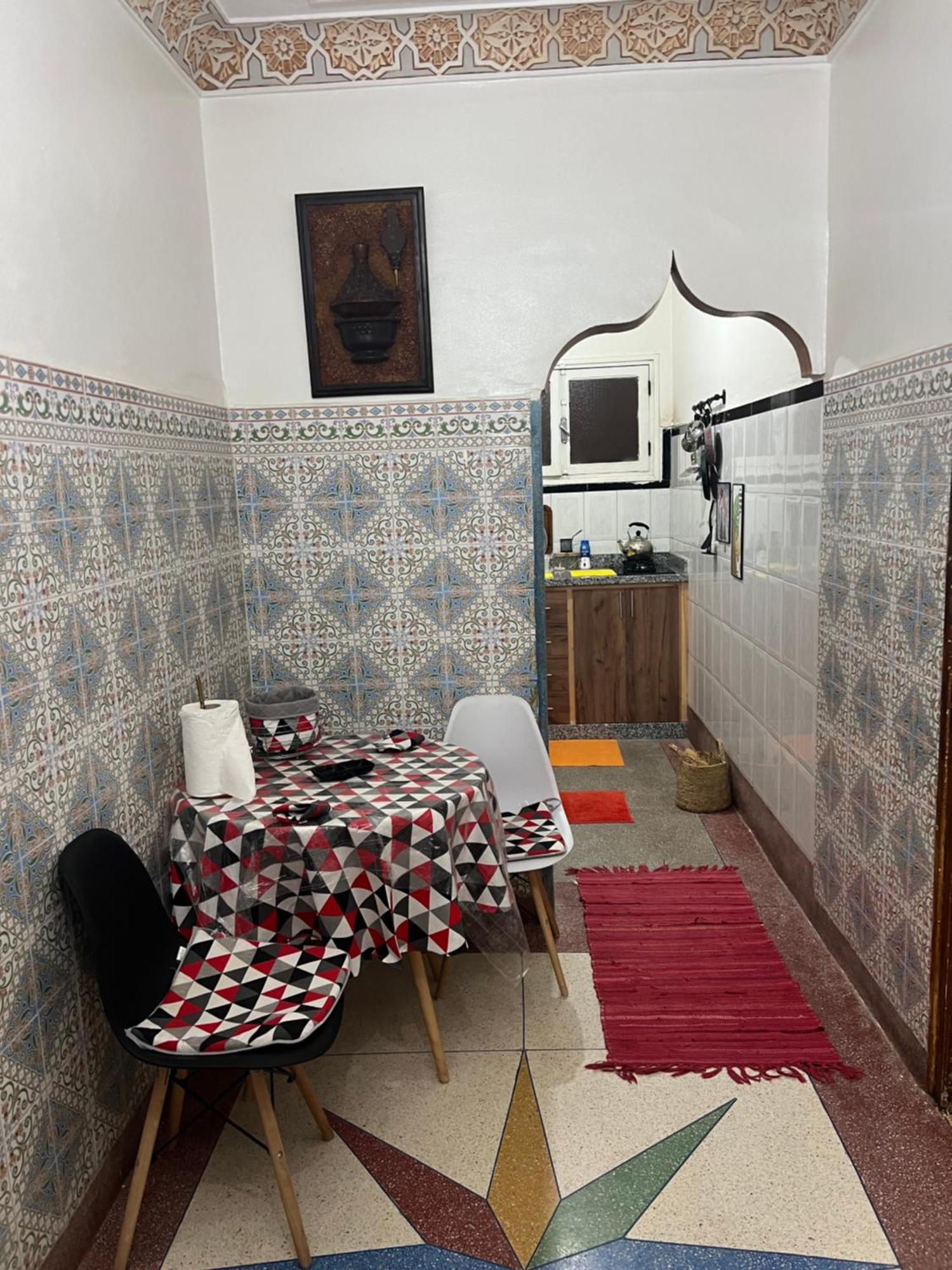 Youss Appartement 에사우이라 외부 사진